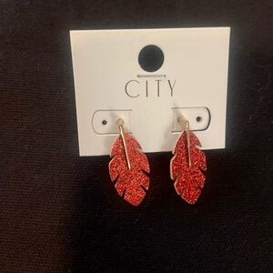 NWT Amber Color Sparkle Leaf Earrings